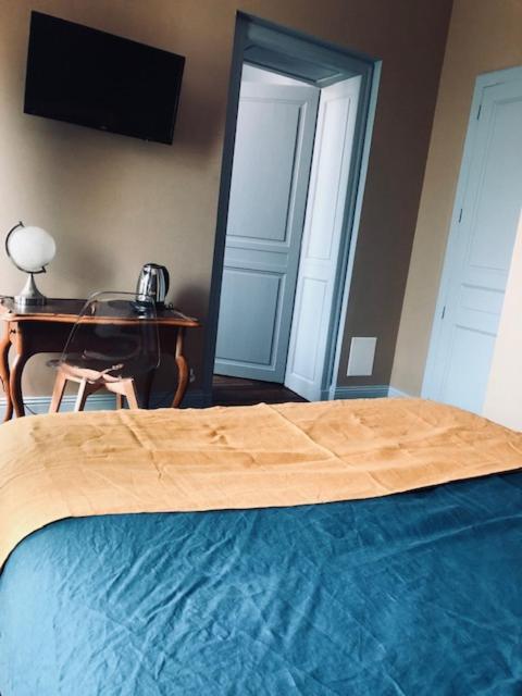 Le Logis D'Augustin Bed & Breakfast Mont-de-Marsan Luaran gambar
