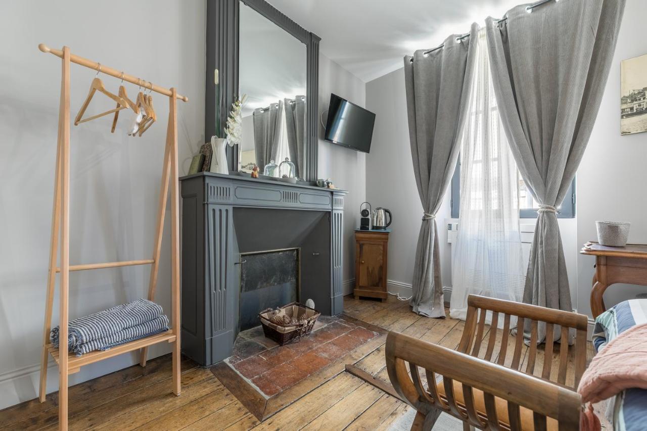Le Logis D'Augustin Bed & Breakfast Mont-de-Marsan Luaran gambar
