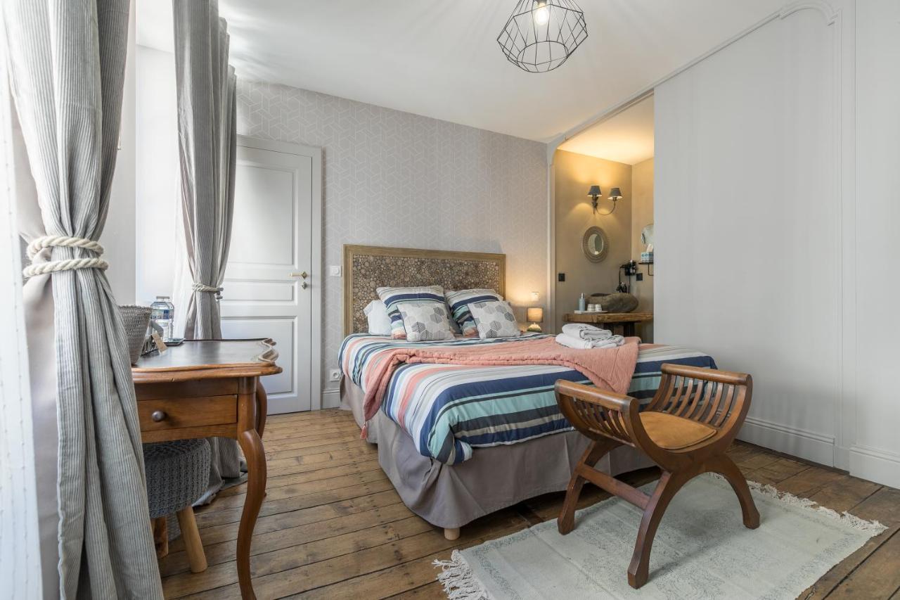 Le Logis D'Augustin Bed & Breakfast Mont-de-Marsan Luaran gambar